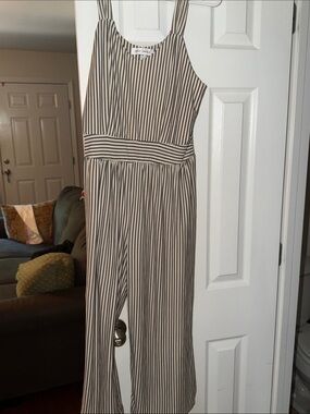 Grey & Cream Striped Wide-Leg Jumpsuit by Emily Daniels